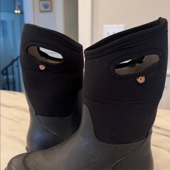 BOGS youth size 5 Neoprene Waterproof Boots - Picture 7 of 7